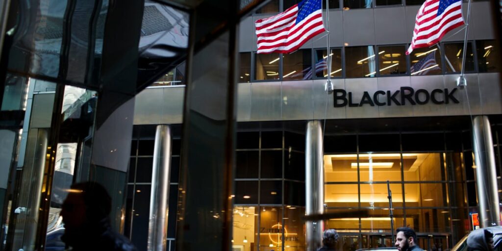 BlackRock Reportedly Eyeing Crypto Trading Services for Its Clients - 1