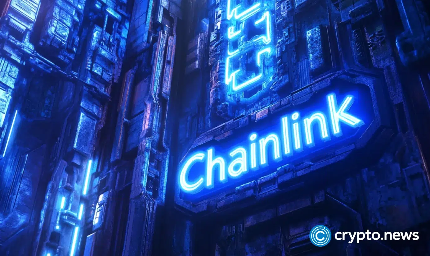 LINK price eyes a 20% surge as multiple bullish patterns emerge