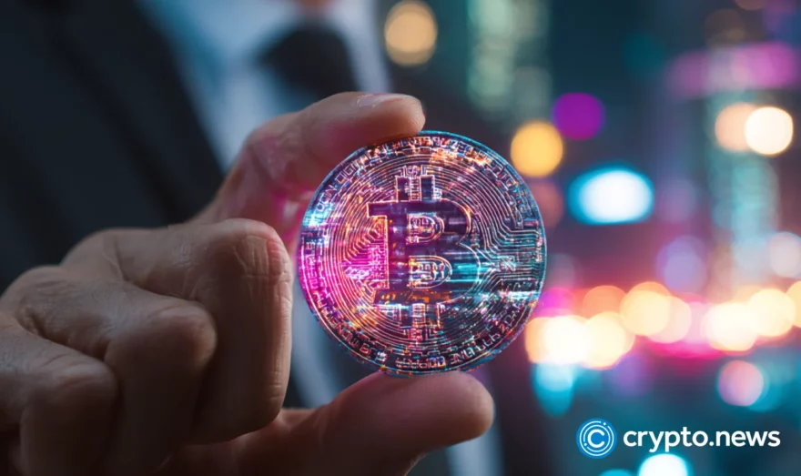 Bitcoin and crypto market at risk of a crash after a Fed official warning
